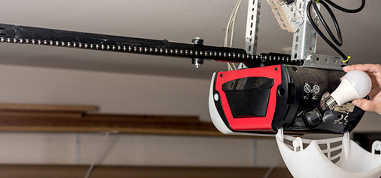 automatic garage door opener repair in Vista